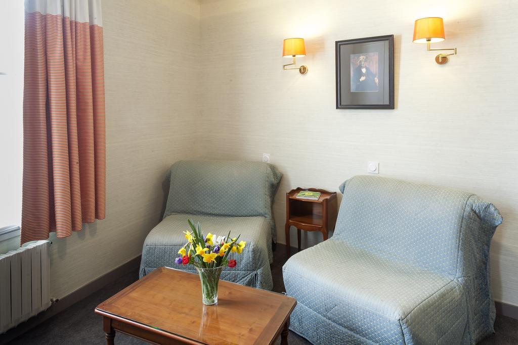 Au Relais Du Porhoet Guilliers Room photo